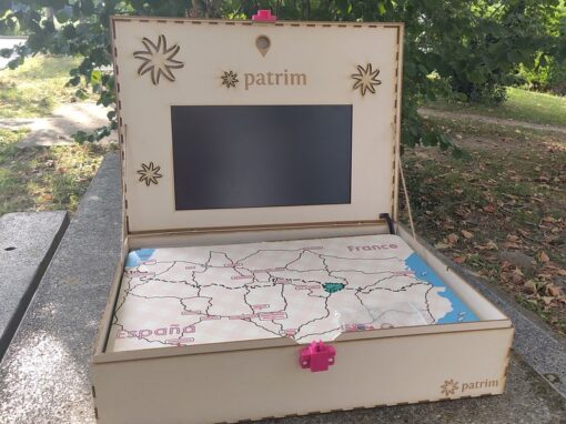 Patrim et sa mallette